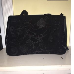 ❤️ Coldwater Creek Black Floral Embroidered Bag